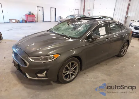 2020 Ford Fusion Hybrid Titanium from USA, damaged, VIN 3FA6P0RU9LR141705